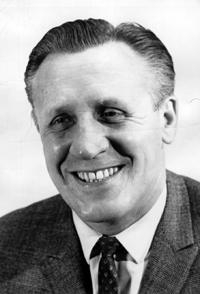 Annis Stukus